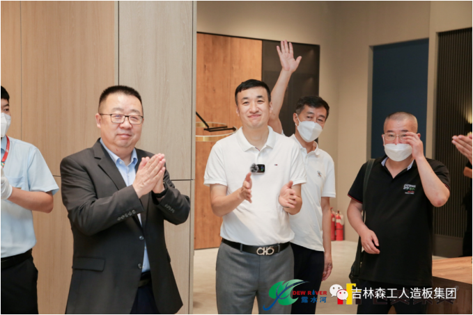 以品質(zhì)之名，赴飛美之約-飛美家具13周年慶，吉林森工露水河特來祝賀